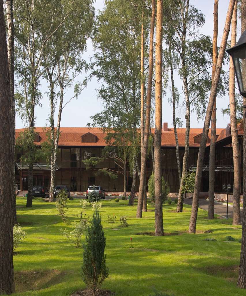 Park-Hotel Kidev Chubynske Съоръжения снимка